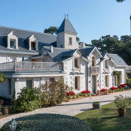 Hotel The Originals Résidence De Rohan