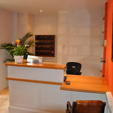 Hotel The Originals Résidence De Rohan 3*