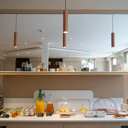 Hotel The Originals Résidence De Rohan