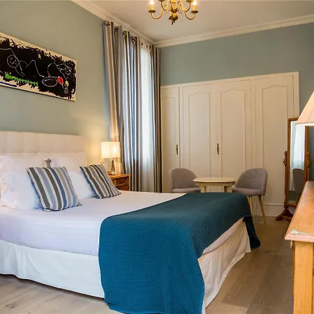 Hotel The Originals Résidence De Rohan
