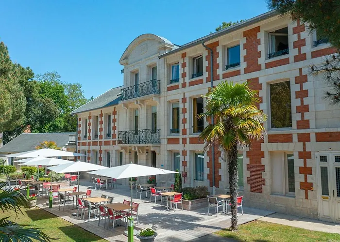 Hotel The Originals Résidence De Rohan