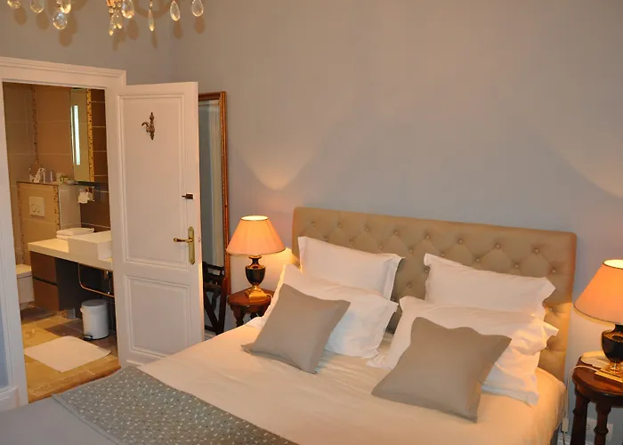 The Originals Résidence De Rohan Hotel