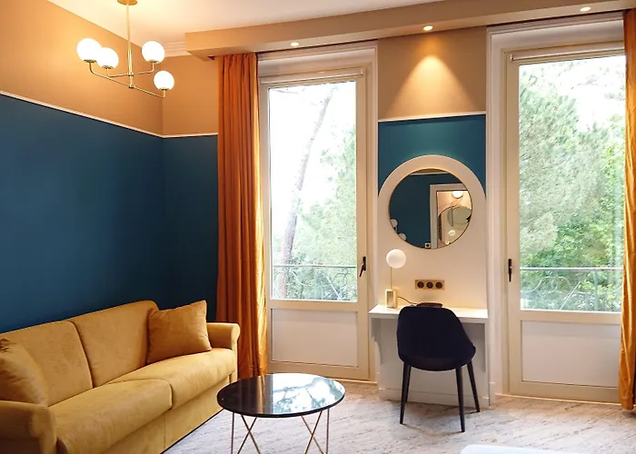 Hotel The Originals Résidence De Rohan Vaux-sur-Mer