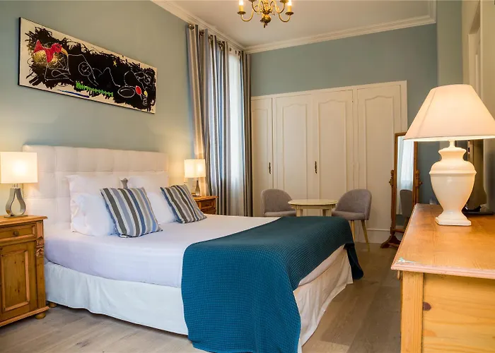 Hotel The Originals Résidence De Rohan