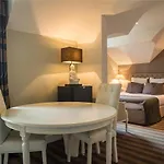 Hotel The Originals Résidence De Rohan