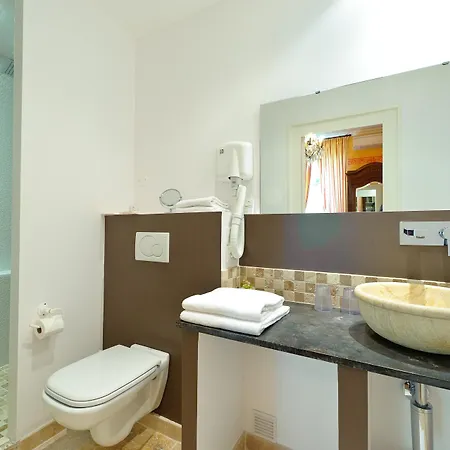 Hotell The Originals De Rohan Vaux-sur-Mer