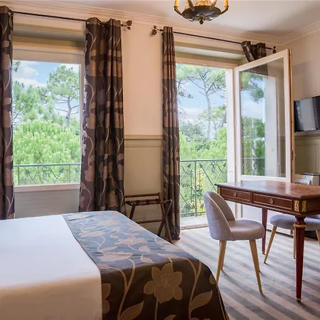 The Originals De Rohan 3*